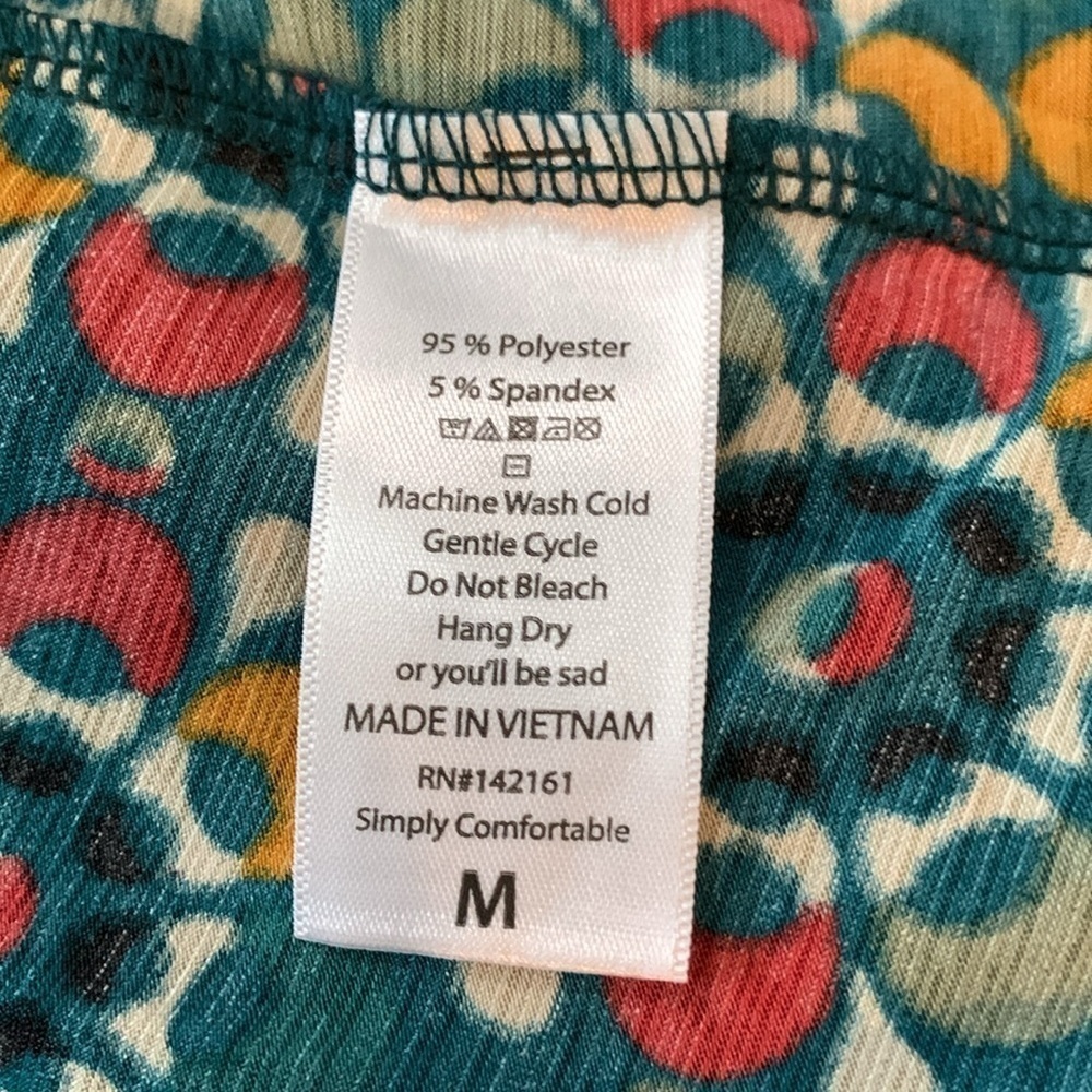Adorable Lularoe Open Cardigan Size Medium NWOT - Picture 3 of 4